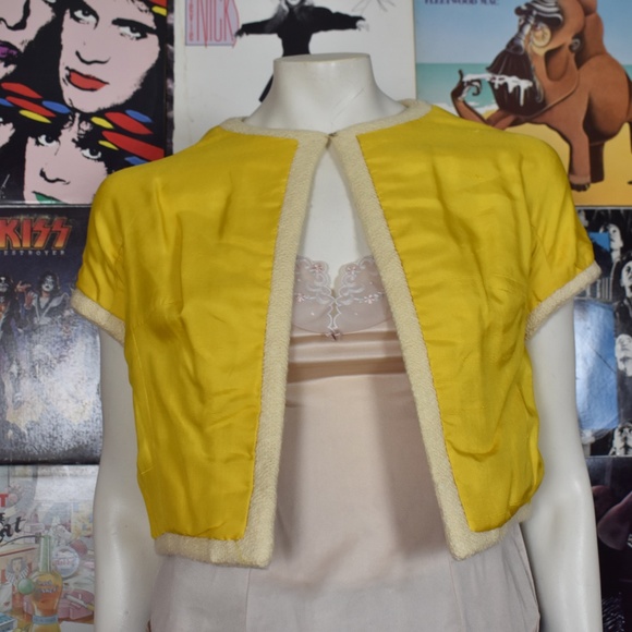 SOLD True Vintage 40s Bolero Cropped Shrug Jacket - Picture 4 of 7